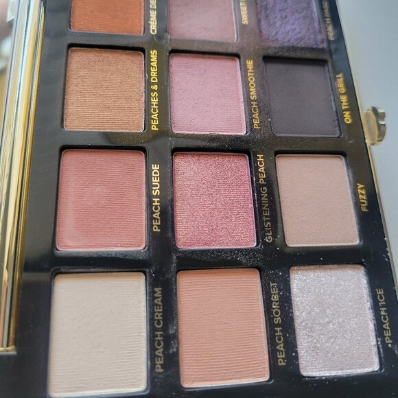 Too Faced White Peach Multi-Dimensional Eye Shadow Palette Preowned - Picture 6 of 10